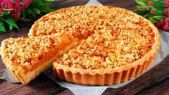 Písečný koláč s meruňkami: chuť v každém kousku, která zahřeje chladný podzim