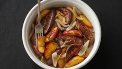 Telecí játra s cibulkou a jablky – lahodný delikatesní pokrm na každý den. Vyzkoušejte tento recept