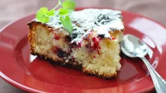 Nejlepší bobulový šarlotka, jaký jste kdy ochutnali: rychlý recept s maximální chutí