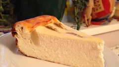 Tvarohová zapékanka s vanilkovým pudinkem: recept, který vás vrátí do dětství